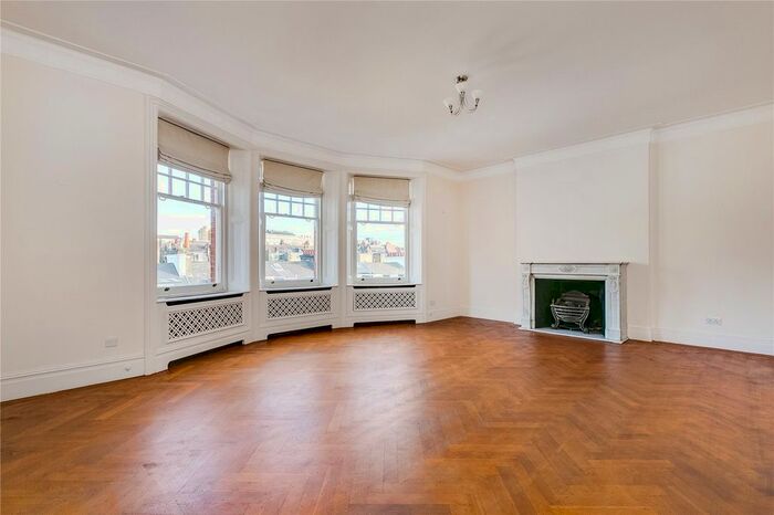 4 Bedroom Flat To Rent In Wynnstay Gardens, Kensington, W8