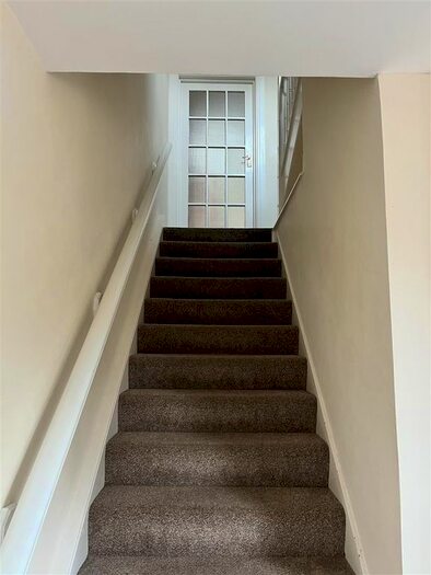 3 Bedroom Flat To Rent In Westcliffe Road, Southport, PR8