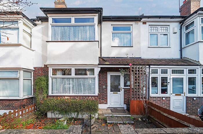 3 Bedroom Terraced House For Sale In Woldham Road, Bromley, BR2