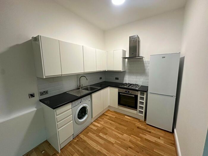 1 Bedroom Flat To Rent In Orford Road, London, E17