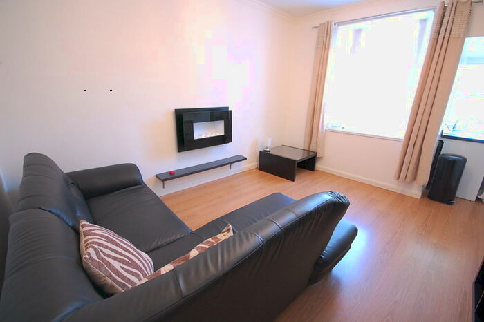 1 Bedroom Apartment To Rent In Bon Accord Street, City Centre, Aberdeen, AB11