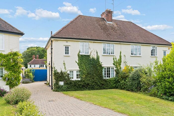 3 Bedroom Semi-Detached House For Sale In Souberie Avenue, Letchworth Garden City, SG6
