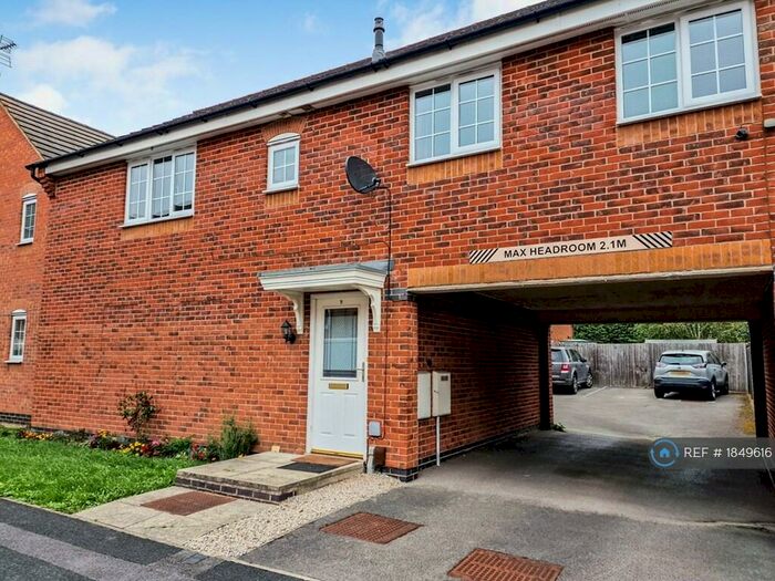 2 Bedroom Maisonette To Rent In Shaw Gardens, Gedling, Nottingham, NG4