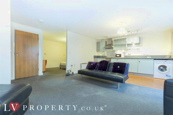 1 Bedroom Flat For Sale In Arthur Place, Birmingham, West Midlands, B1