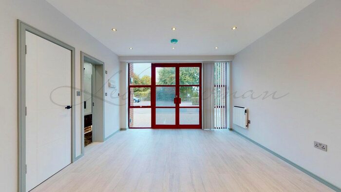 1 Bedroom Flat To Rent In Woodlands Business Village, Coronation Road, RG21