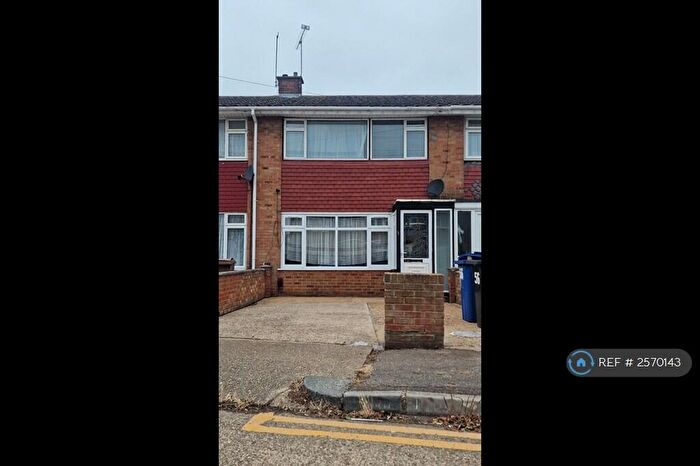 3 Bedroom Terraced House To Rent In Byron Gardens, Tilbury, RM18