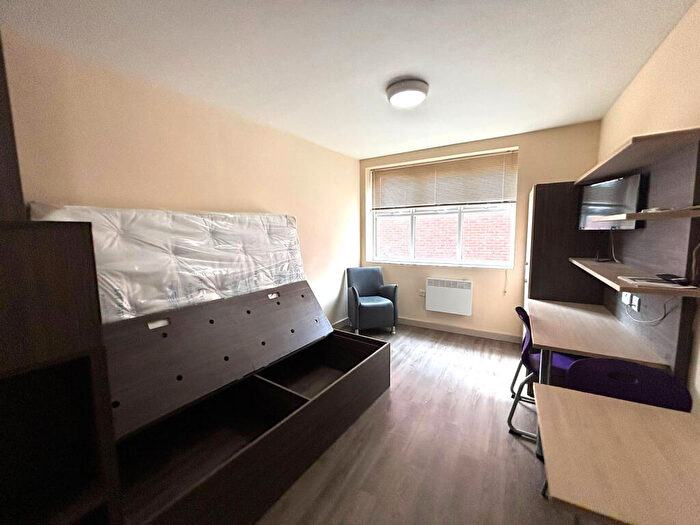 Studio For Sale In Halley House - Hounds Gate, Nottingham, NG1