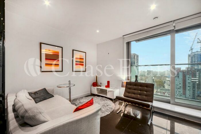 Flat To Rent In Pan Peninsula Square, Canary Wharf, London, E14