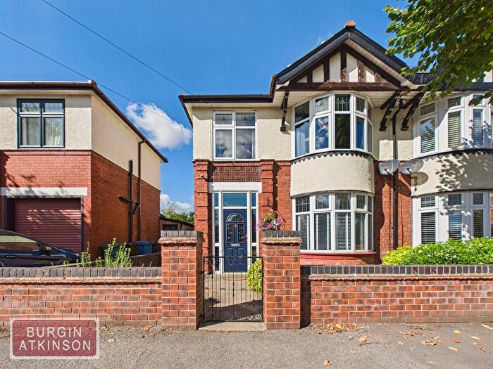 3 Bedroom Semi-Detached House For Sale In Rose Avenue, Retford, DN22