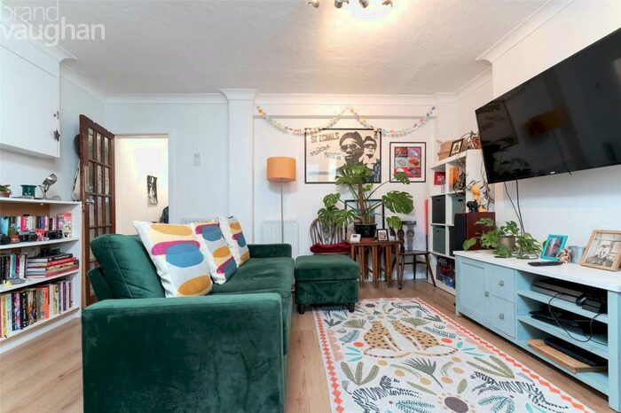 1 Bedroom Flat To Rent In Bentham Road, Brighton, East Sussex, BN2