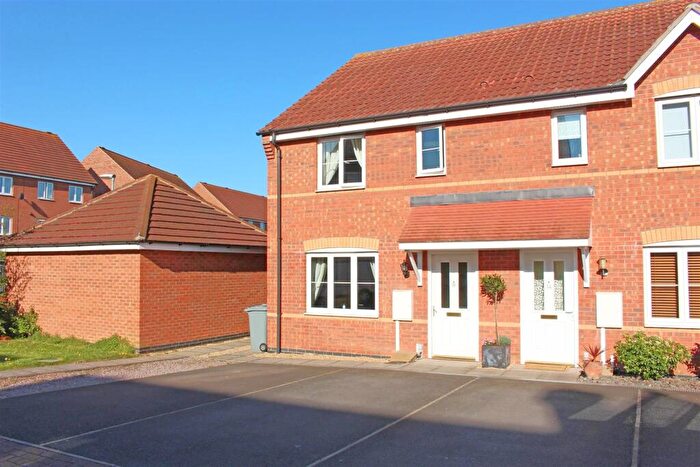 3 Bedroom End Of Terrace House To Rent In Thyme Avenue, Bourne, PE10
