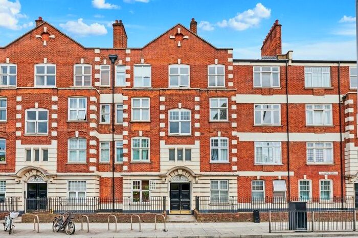 3 Bedroom Flat To Rent In Talgarth Road, London, W14