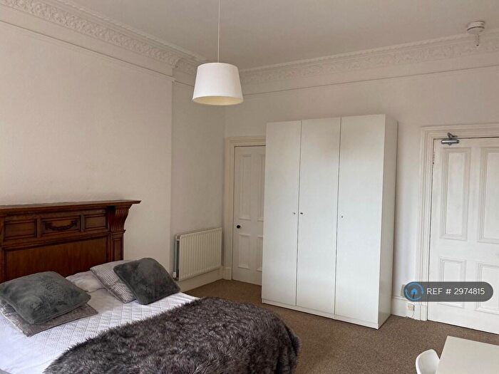 5 Bedroom Flat To Rent In Edinburgh, Edinburgh, EH10