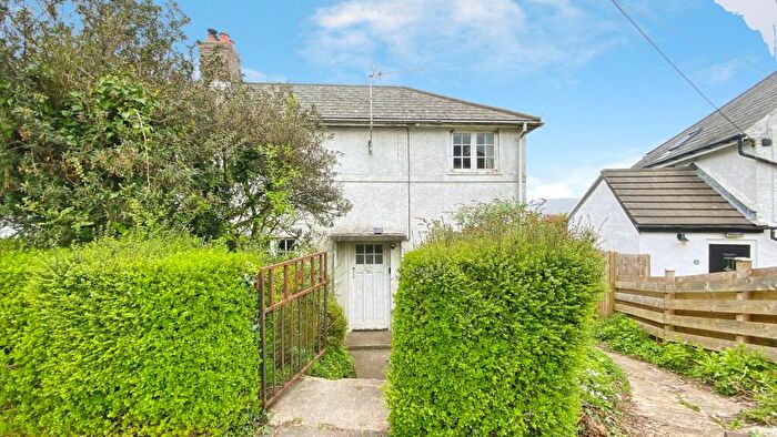 3 Bedroom Semi Detached House For Sale In Bryn Gwyn, Caerphilly, CF83