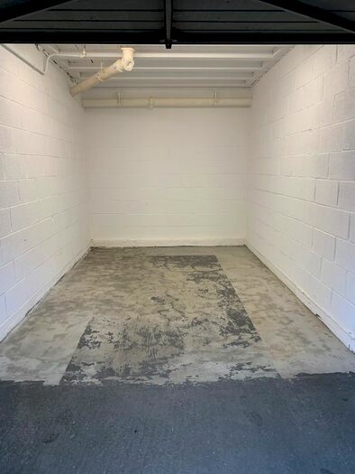 Garage / Parking To Rent In Watchfield Court, London, W4