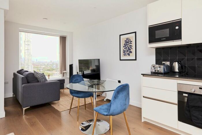 1 Bedroom Flat To Rent In Deacon Street, London, SE17