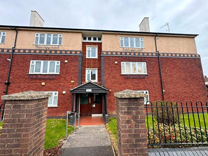 2 Bedroom Flat For Sale In Cutler Road, Bristol, BS13
