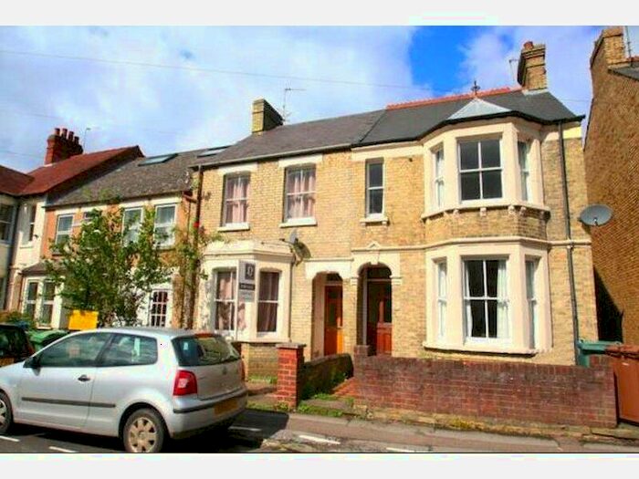 6 Bedroom Terraced House To Rent In Bartlemas Road, Cowley, Oxford, Oxfordshire, OX4