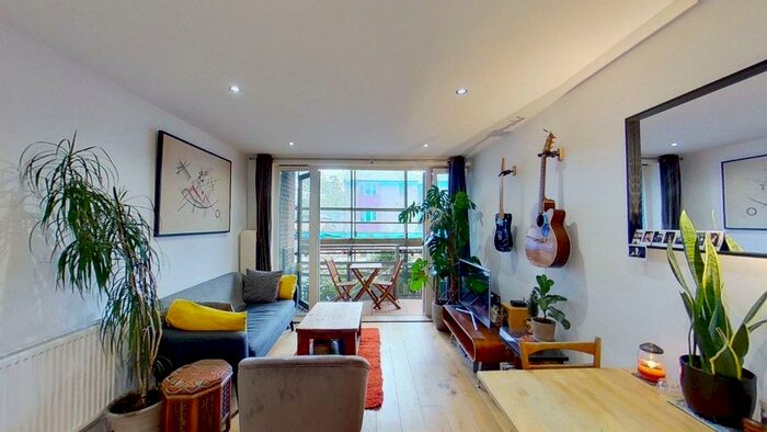 2 Bedroom Apartment To Rent In Lovelace Street, London, E8