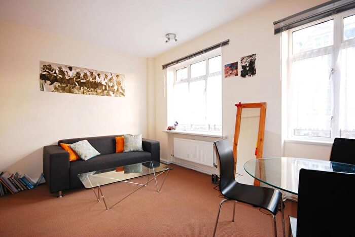 2 Bedroom Flat To Rent In Euston Road, Fitzrovia, London, NW1