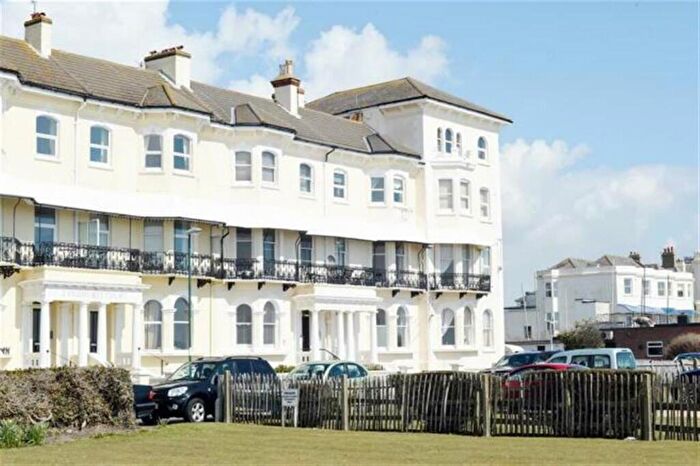 1 Bedroom Flat For Sale In Park Terrace, Bognor Regis, PO21