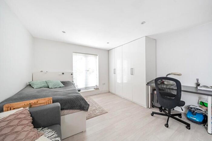 Studio To Rent In Agamemnon Road, West Hampstead, NW6