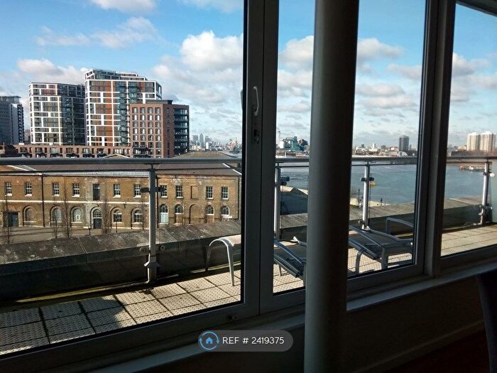 3 Bedroom Flat To Rent In Royal Arsenal, London, SE18