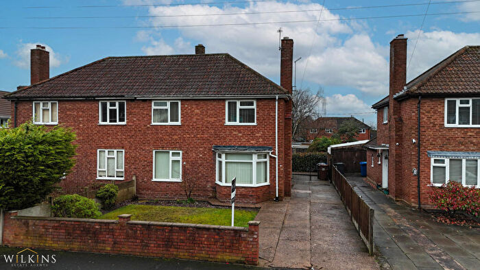 3 Bedroom Semi-Detached House For Sale In Coronation Avenue, Mile Oak, Tamworth, Staffordshire, B78