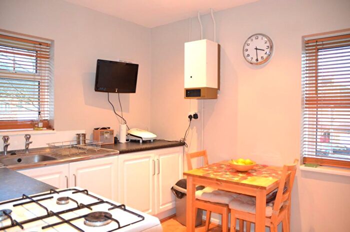 1 Bedroom Flat To Rent In Diamond Road, Ruislip, HA4