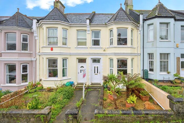 4 Bedroom Terraced House For Sale In Amherst Road, Plymouth, PL3