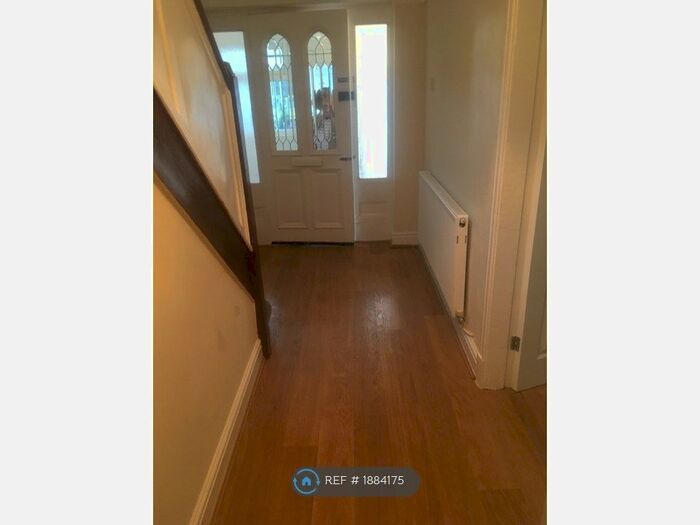 3 Bedroom Semi-Detached House To Rent In Court Hey Drive, Liverpool, L16