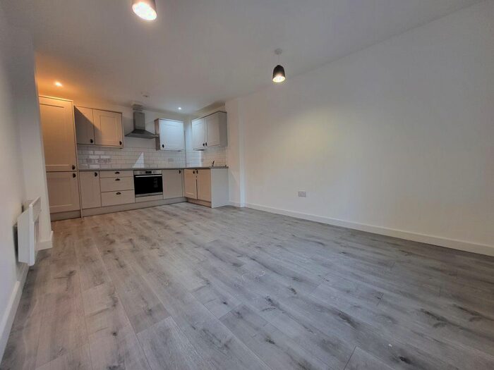 2 Bedroom Flat To Rent In Castle Street, Dundee, DD1