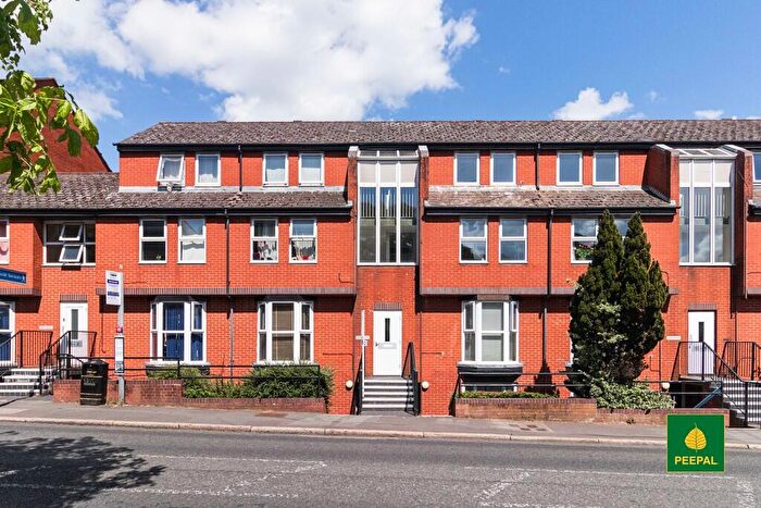 1 Bedroom Apartment To Rent In Sefton House, Grosvenor Road, Aldershot, GU11