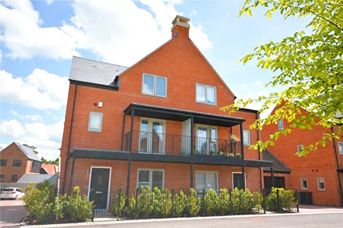 4 Bedroom Semi Detached House To Rent In Khosla Road, Winchester, Hampshire, SO22