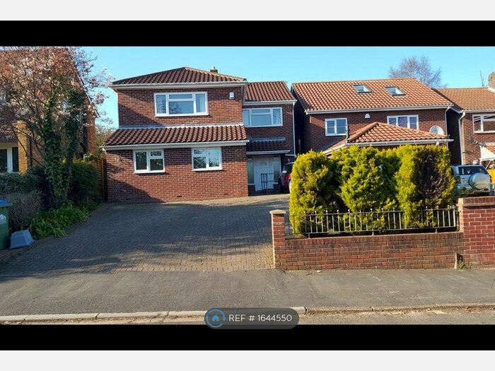 5 Bedroom Detached House To Rent In Bitterne Road East, Southampton, SO18