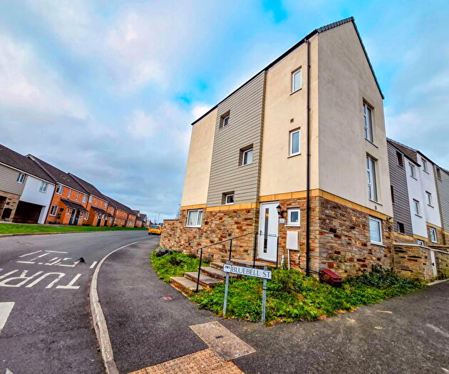 4 Bedroom End Of Terrace House For Sale In Bluebell Street, Plymouth, PL6