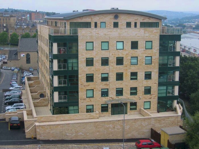 2 Bedroom Apartment To Rent In Stonegate House, Stone Street, Bradford, West Yorkshire, BD1