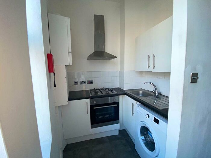 1 Bedroom Flat To Rent In Tottenham Lane, N8