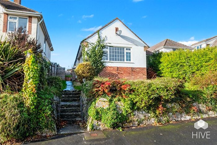 2 Bedroom Detached House For Sale In Bay Crescent, Swanage, BH19
