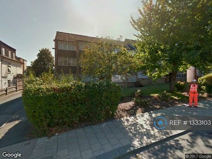 2 Bedroom Flat To Rent In Blythe Hill, London, SE6