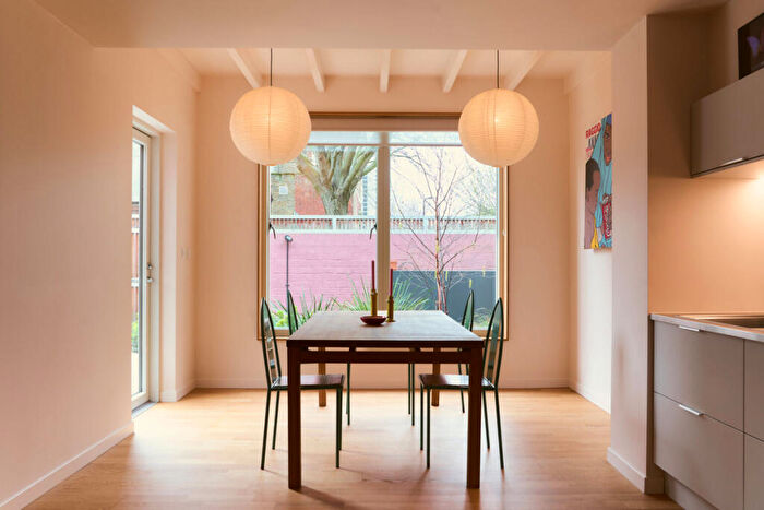 3 Bedroom Semi Detached House To Rent In Bowness Close, Rhodes Estate, London, E8