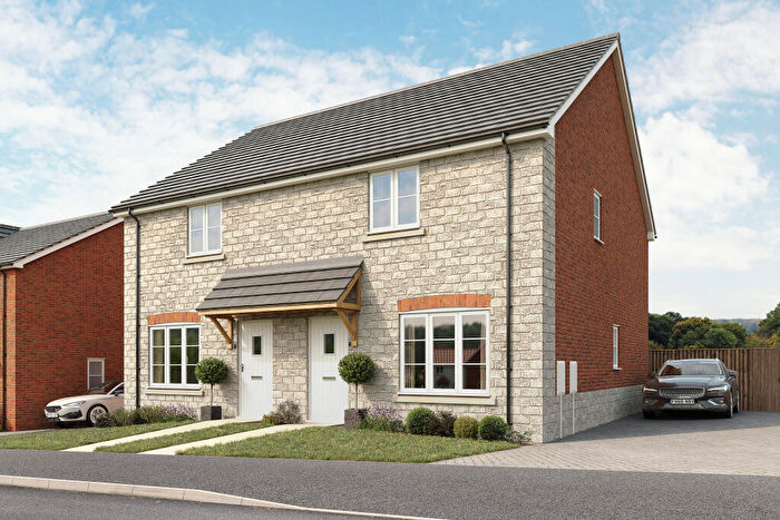 3 Bedroom Semi-Detached House To Rent In Cagebrook View, Clehonger, Hereford, HR2