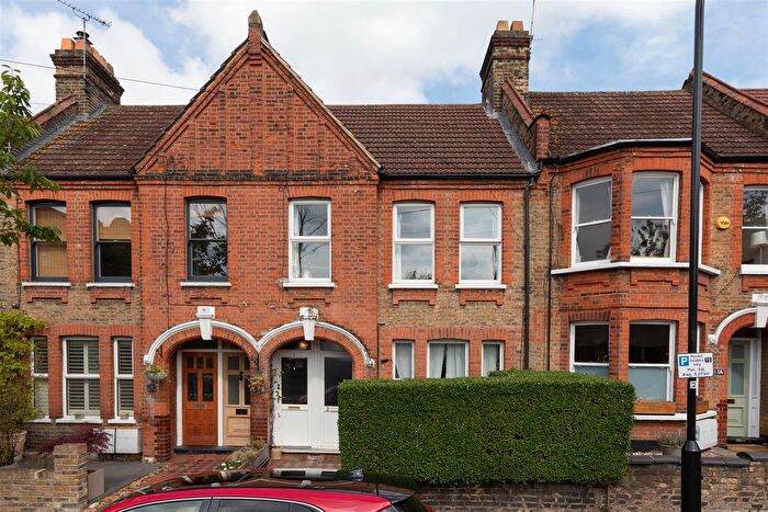 2 Bedroom Property For Sale In Sybourn Street, Walthamstow, E17