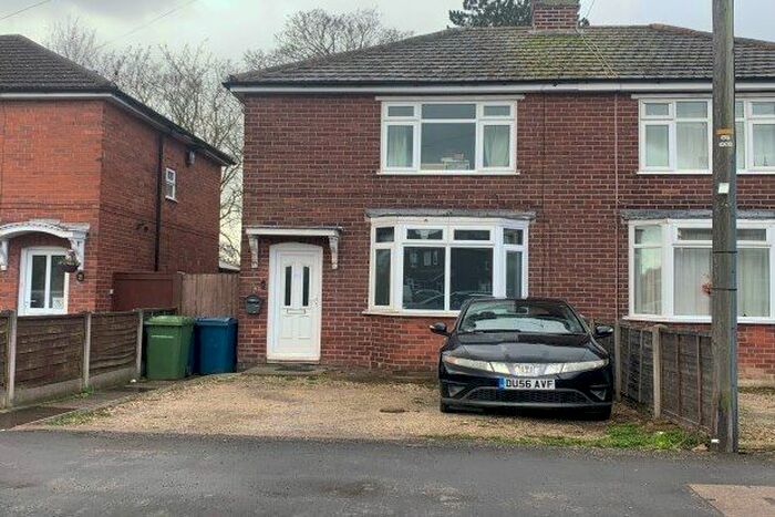 2 Bedroom Property To Rent In Second Avenue, Stafford, ST16
