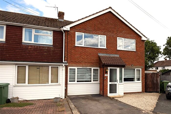 3 Bedroom End Of Terrace House For Sale In Westfield Avenue, Tewkesbury, Gloucestershire, GL20