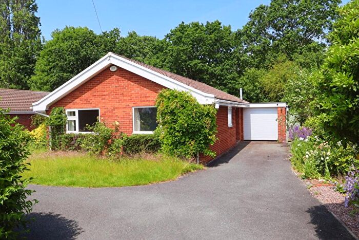 3 Bedroom Detached Bungalow For Sale In Highfield Road, Blacon, Chester, CH1