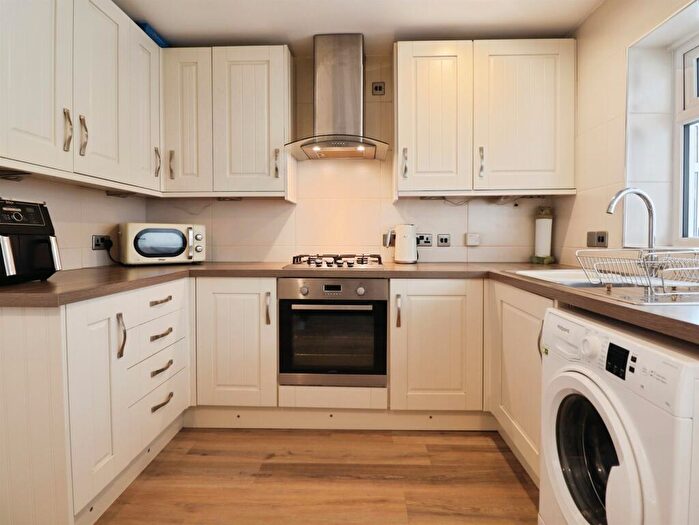 2 Bedroom Semi-Detached House For Sale In Bramble Avenue, Barry, CF62