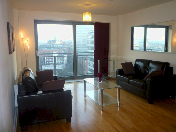 2 Bedroom Apartment To Rent In Metis, Scotland Street, S3
