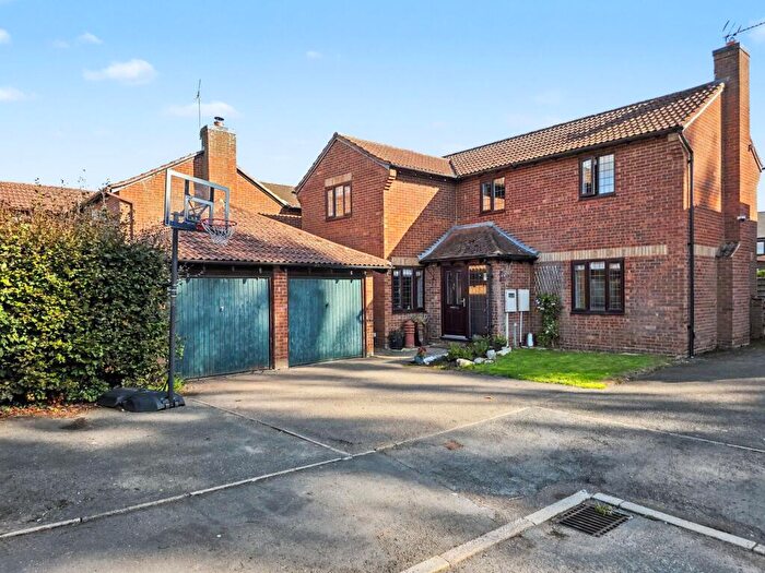 4 Bedroom Detached House For Sale In Stoneley Road, Stoke Golding, CV13