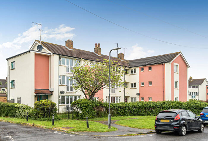 2 Bedroom Apartment For Sale In Farleigh Road, Keynsham, Bristol, Somerset, BS31